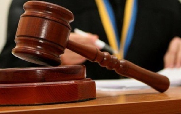 Суд заарештував п'ять суден РФ, які вивозили через Крим крадене зерно