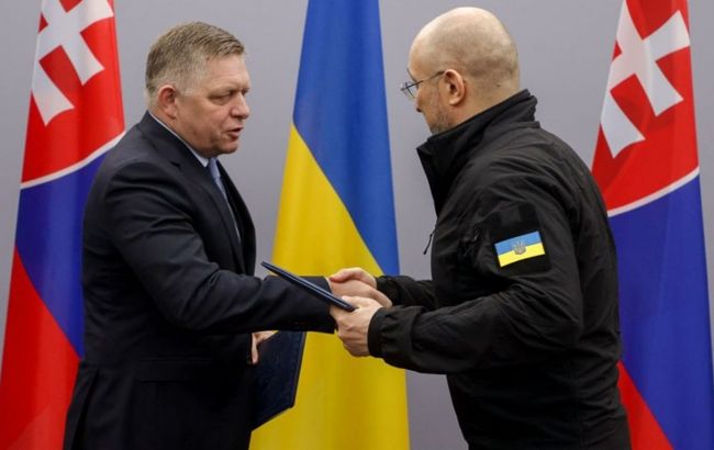 Фіцо поскаржився Шмигалю на зупинку Україною транзиту російської нафти "Лукойл"