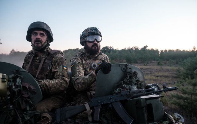 Понад третина боєзіткнень на двох напрямках. Яка ситуація на фронті