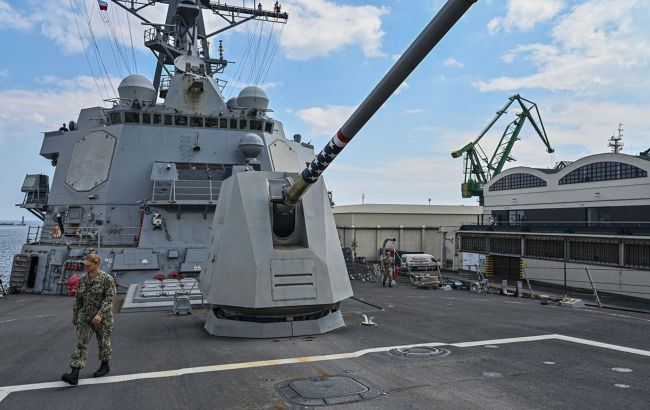 "Представляли загрозу": військові США знищили морський дрон та наземну станцію хуситів