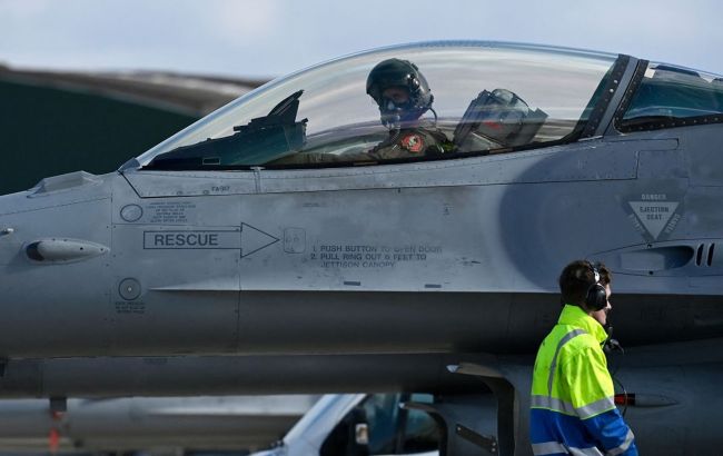 F-16 вже в Україні: що відомо