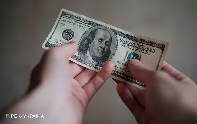 Що буде з курсом долара наступного року і чи дійде до 45: оцінка експерта