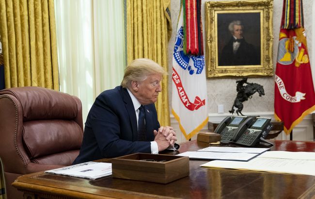 Адміністрація Трампа скасувала заморожування федеральної допомоги