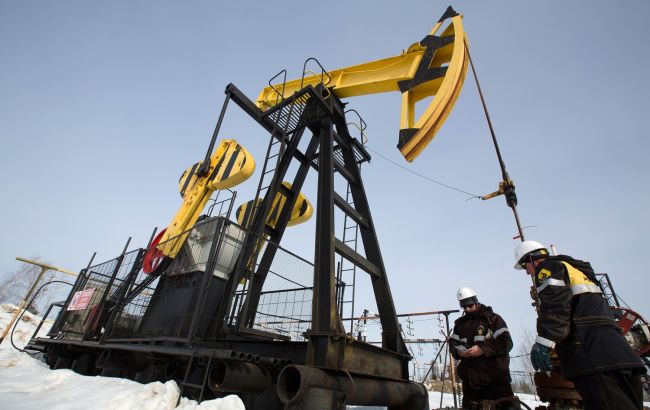 Нафта подешевшала після повторної вимоги Трампа до ОПЕК знизити ціни