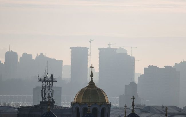 У Києві утримується високий рівень забрудненості повітря: де найгірша ситуація