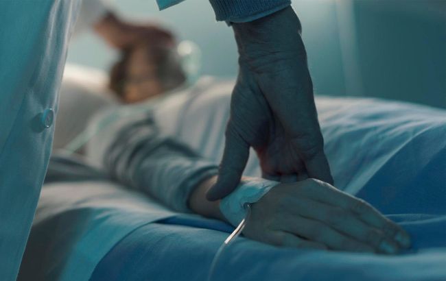 "Сплячий принц" у комі вже 20 років: рідні кинули виклик вироку лікарів і все ще вірять у диво