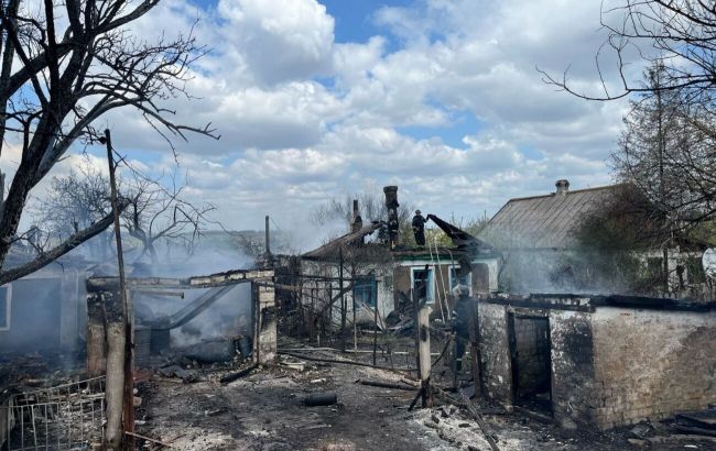 Російські окупанти вдарили по Мирнограду: троє людей загинули