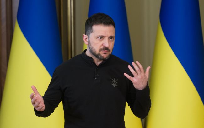 Зеленський пообіцяв помсту РФ за удар по Сумах: "Не залишимо в спокої цю сволоту"