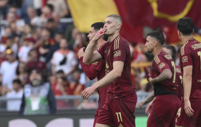 Гол Довбика вивів "Рому" в зону Ліги чемпіонів: "вовки" продовжили унікальну серію