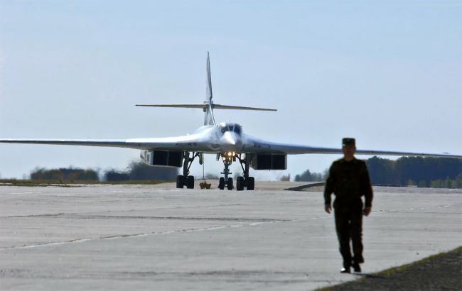Атака на російські аеродроми: супутник зафіксував наслідки