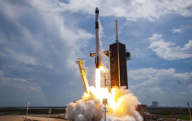 Конфлікт Маска і Трампа може зірвати польоти в космос: у NASA стурбовані