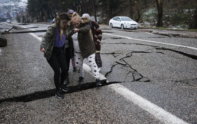 Землетрус у Туреччині: майже 70 постраждалих, загинула 14-річна дівчинка