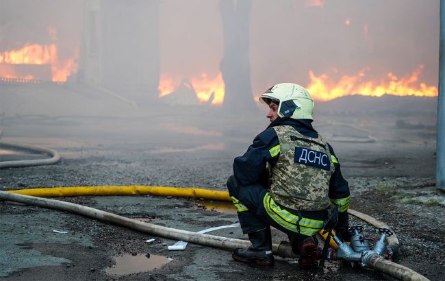 Росія атакувала Чугуїв: сім влучень, є постраждала