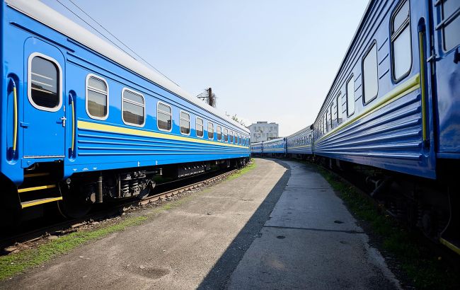 УЗ запускає оновлений рейс через Чоп: коли й для кого поїздки за кордон стануть простіші