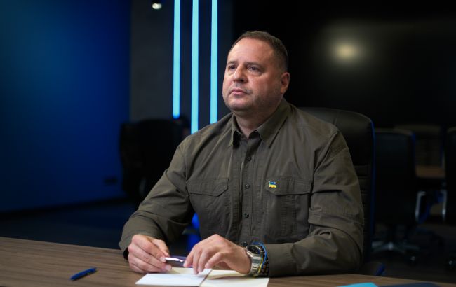 Більше ніж три країни готові направити війська в Україну, - Єрмак