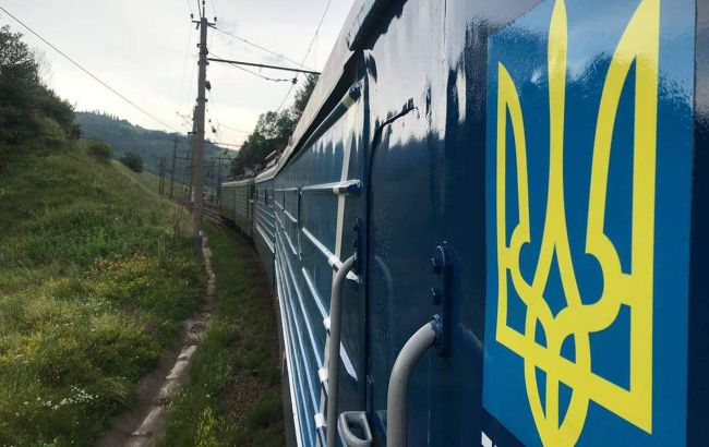 УЗ відновила рух низки поїздів після удару РФ: список маршрутів