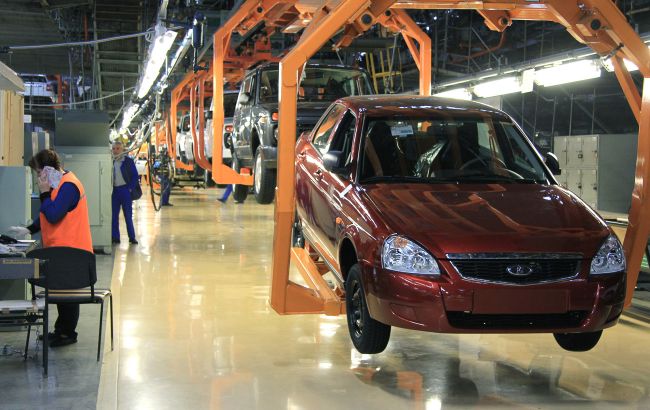 Крах російського "АвтоВАЗу": завод тоне в новому скандалі з дилерами
