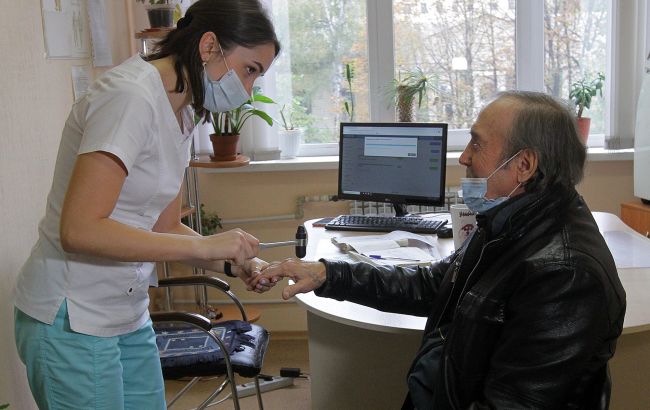Через медоблік окупанти формують базу чоловіків призовного віку на ТОТ Херсонщини, - ЦНС