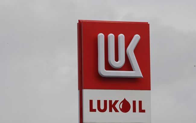 Дві країни НАТО заворушилися, щоб врятувати НПЗ "Лукойла" від санкцій Трампа, - Politico