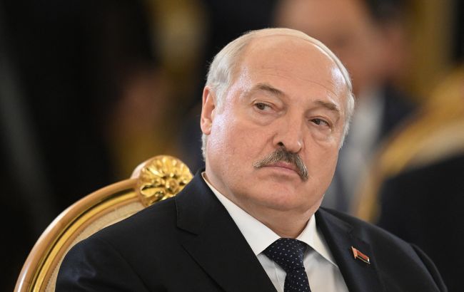 Лукашенко помилував 31 українця, вони повертаються на батьківщину
