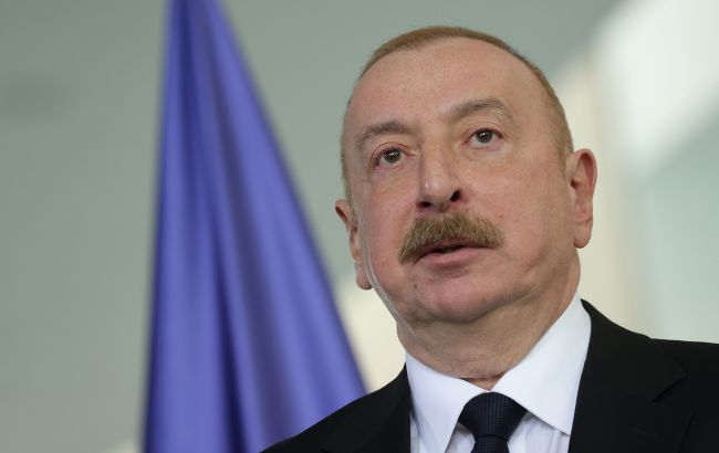 Навмисний удар? Азербайджан вимагає від РФ пояснити атаку біля посольства в Києві