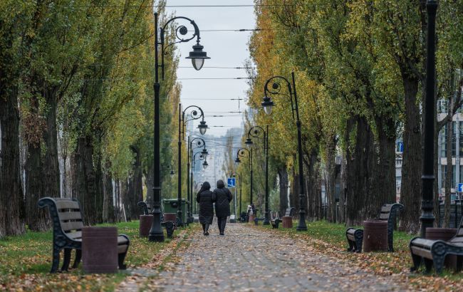 Туман і до +18 градусів: синоптики дали прогноз погоди на 2 листопада