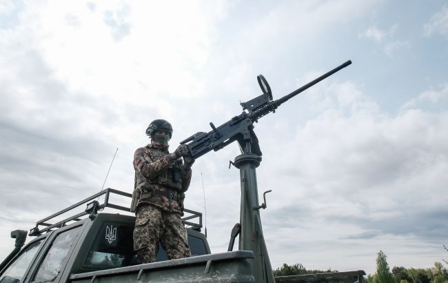 У Києві третя за ніч повітряна тривога, працює ППО