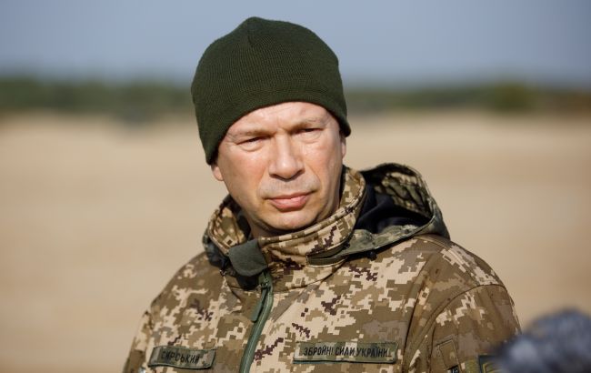 Корпусна структура в ЗСУ запрацювала повністю, командирів без досвіду замінено, - Сирський