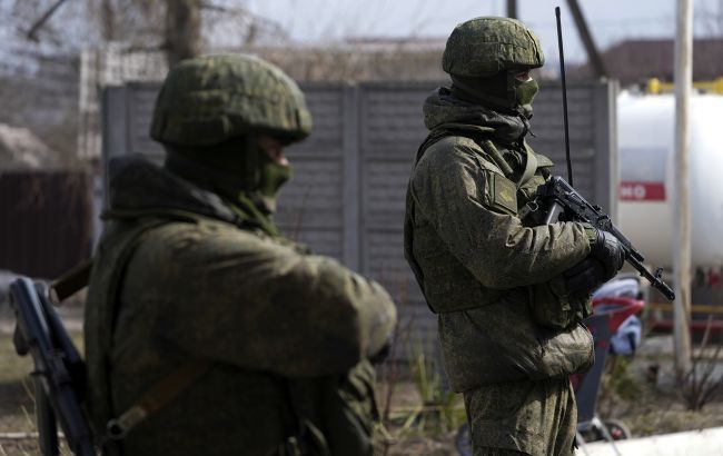 Підрозділ РФ, який обстрілював Херсон, накопичує паливо в Криму, - партизани