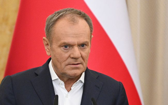 Туск натякнув на участь президента Польщі в "подіях, оплачених РФ"