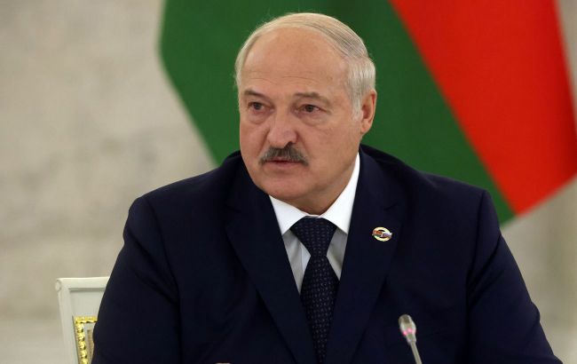 Білорусь слідом за Кремлем заявила, що її "запрошено" в Раду миру Трампа