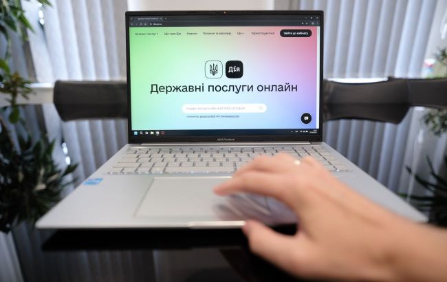 Дія "поставить на паузу" всі соціальні послуги: коли і на скільки