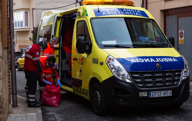 Два швидкісні потяги зійшли з рейок на півдні Іспанії: є загиблі