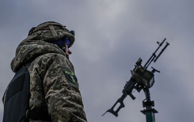 Мінус 10 реактивних дронів з початку доби: Повітряні сили попередили про атаки по Києву