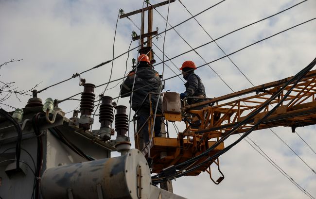 Не лише в Києві: у низці областей не діють графіки планових відключень світла