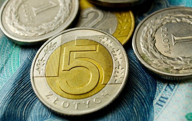 Офіційний курс злотого знову зріс до майже 12 гривень