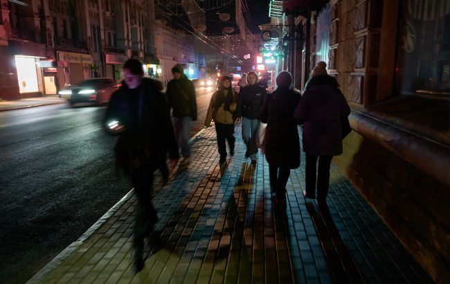 У Харкові 400 тисяч людей залишилися без світла й опалення після удару РФ, - Зеленський