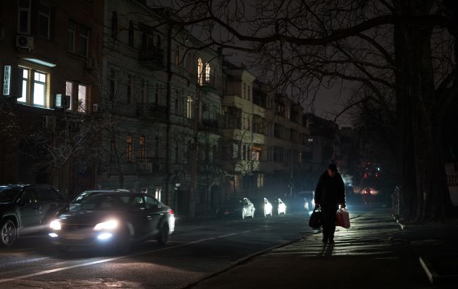 Вибух на електростанції в Амстердамі залишив 50 тисяч жителів без світла