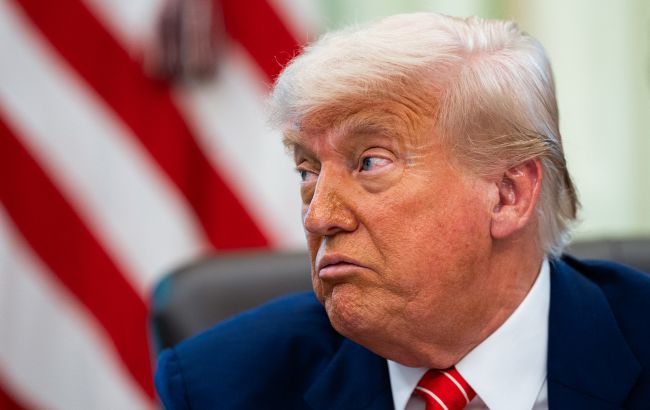 "Насправді це жахлива історія": Трамп пояснив свою причетність до нових файлів Епштейна
