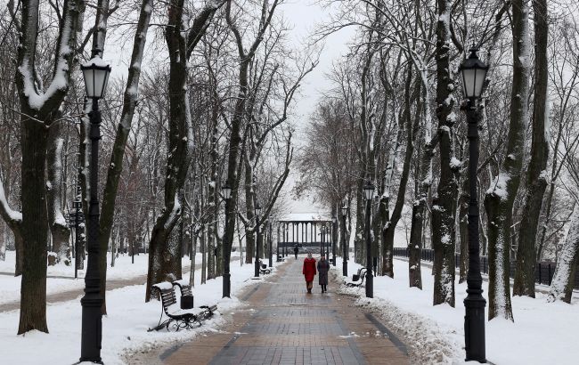 Потеплішає, місцями невеликий сніг: якою буде погода в Україні сьогодні
