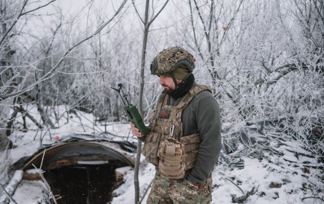 Служба на обраній посаді та звання за рік: які нововведення чекають на контрактників ЗСУ