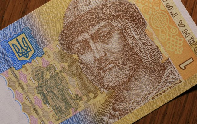 Старі купюри до 10 гривень більше не прийматимуть: як не втратити гроші