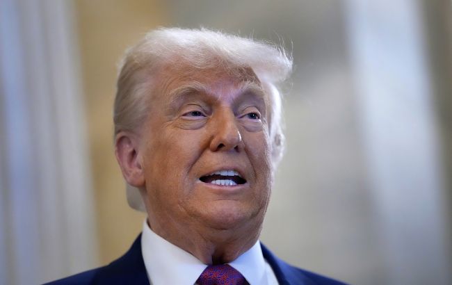 У справі Епштейна з'явилися нові згадки про Трампа - є свідок