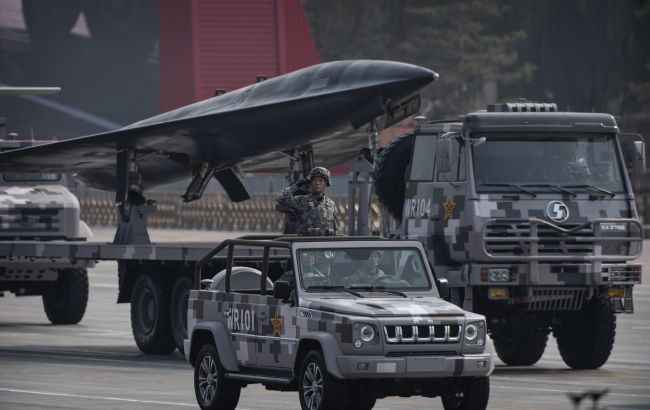 Загроза для авіації США: у Defense Express оцінили можливості нової китайської ракети PL-17