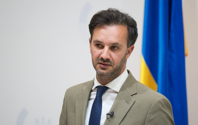 "Туристи, а не делегація": у МЗС відреагували на приїзд угорців в Україну