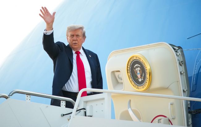 Біля президентського літака Трампа помітили дрон, - ЗМІ