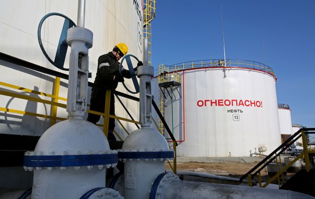 Дим бачили навіть у Фінляндії: удар дронів паралізував нафтоекспорт РФ на Балтиці, - ЗМІ