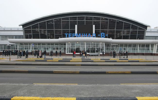 Крок до відкриття неба? В Україні створили робочу групу з аеропортів