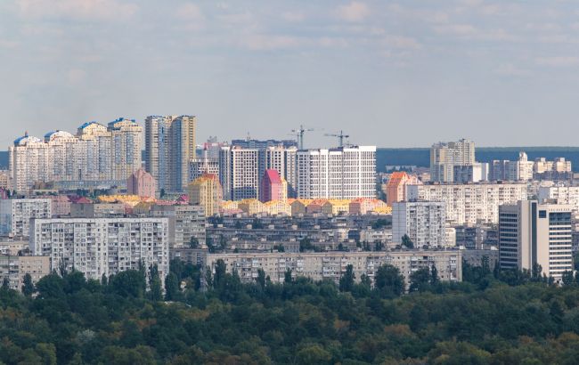 На 32% за рік: де в Києві житло подорожчало найбільше та скільки років на нього збирати