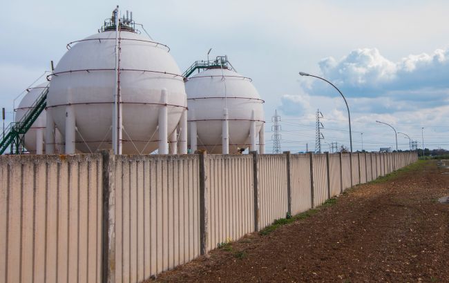 На місяць раніше, ніж минулого року. Україна почала поповнювати запаси газу